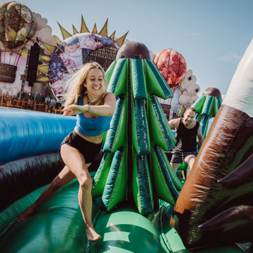 THE BEAST TOMORROWLAND